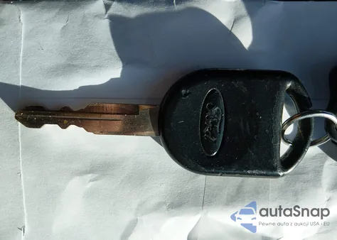 2006 Ford Escape Xls/Xls Manual from USA, damaged, VIN 1FMYU92Z76KA58526